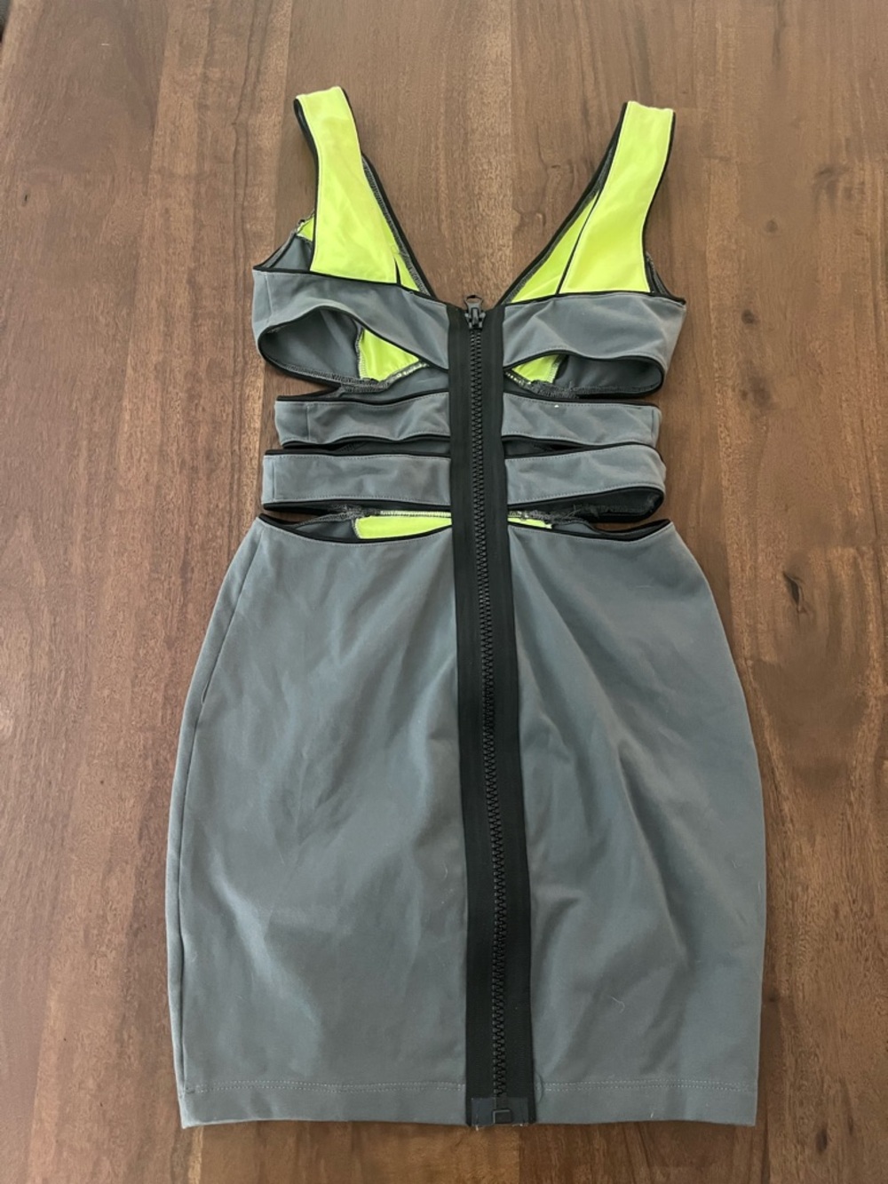Bebe Dresses and Bebe Jumpsuit- Bundle of 5- XS/S - Picture 6 of 16